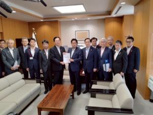 文部科学省